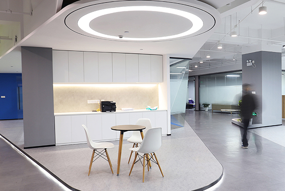 好色先生成人APP公司